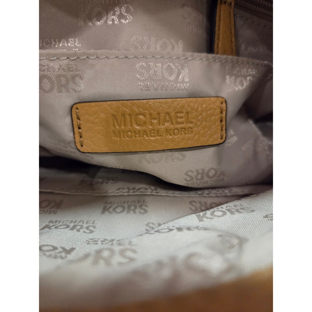 Michael Kors Fulton Shoulder Bag Pebbled Leather Tan Gold Hardware Tote - Picture 6 of 9